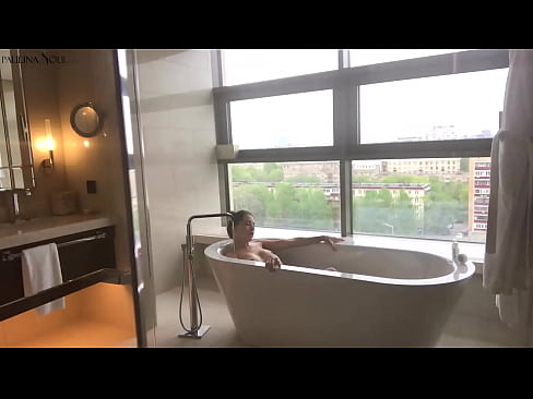 ❤️ Pitikek mezin Bi dilgermî pizika xwe di serşokê de dihejîne ️ Porno li porno ku.quizfarmature.ru