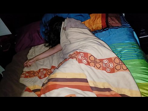❤️ Stepson dema ku di xew de ye, xatirê dayika xwe ya ciwan dike. ️ Porno li porno ku.quizfarmature.ru
